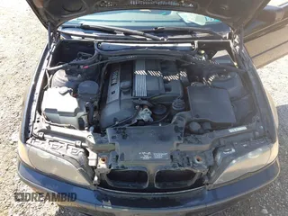 2005 BMW 3 Series 330xi with VIN WBAEW53465PG12248, listed as a IAAI auction lot 41664953 with 188,677 mi miles and . Bid and sale history available at carsss.com. Image 10.