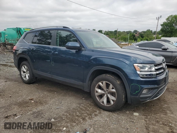 2018 Volkswagen Atlas SE with VIN 1V2LR2CA1JC557159, listed as a Copart auction lot 58399245 with Not provided miles and Salvage title. Bid and sale history available at DreamBid. Image 4.