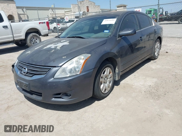 2012 Nissan Altima 2.5 S with VIN 1N4AL2AP7CN523631, listed as a IAAI auction lot 41834104 with 136,254 mi miles. Bid and sale history available at carsss.com. Image 2.