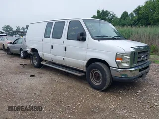 2012 Ford Econoline Cargo Recreational z VIN 1FTNE2EWXCDA51874, wystawiony jako IAAI lot #42541555 z przebiegiem 455 520 mil mil oraz . Historia ofert i sprzedaży dostępna na DreamBid. Obrazek 1.