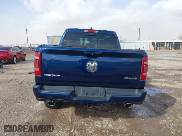 2019 Ram 1500 Big Horn z VIN 1C6SRFFT8KN767708, wystawiony jako IAAI lot #41657766 z przebiegiem 64 472 mil mil oraz . Historia ofert i sprzedaży dostępna na DreamBid. Obrazek 17.