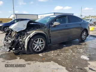 2015 Ford Fusion SE z VIN 3FA6P0HDXFR108055, wystawiony jako Copart lot #54801165 z przebiegiem 99 728 mil mil oraz Szkoda całkowita • Salvage title. Historia ofert i sprzedaży dostępna na DreamBid. Obrazek 1.