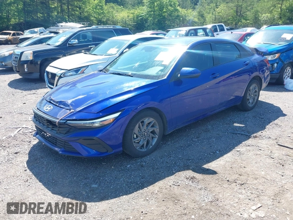 2024 Hyundai Elantra SEL with VIN KMHLM4DG9RU751809, listed as a IAAI auction lot 42146662 with 8,942 mi miles and . Bid and sale history available at DreamBid. Image 18.