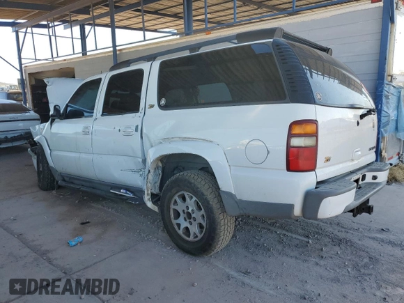 2002 Chevrolet Suburban Z71 with VIN 3GNFK16Z52G356496, listed as a Copart auction lot 61204945 with 260,121 mi miles and Salvage title. Bid and sale history available at DreamBid. Image 2.