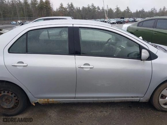 2008 Toyota Yaris with VIN JTDBT923584030238, listed as a IAAI auction lot 41872132 with NaN miles. Bid and sale history available at carsss.com. Image 13.