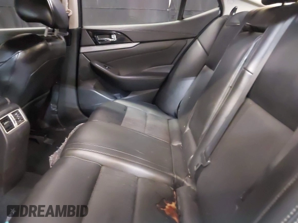 2017 Nissan Maxima SR with VIN 1N4AA6AP9HC366183, listed as a IAAI auction lot 39882700 with 94,132 mi miles and . Bid and sale history available at DreamBid. Image 8.
