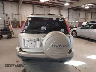 2000 Honda CR-V SE with VIN JHLRD1879YC037127, listed as a IAAI auction lot 41285624 with 246,170 mi miles. Bid and sale history available at carsss.com. Image 16.