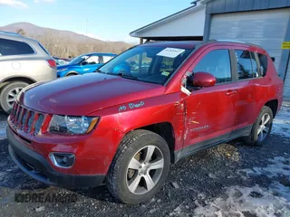 2016 Jeep Compass High Altitude Edition with VIN 1C4NJDEB7GD573341, listed as a IAAI auction lot 41269547 with 67,781 mi miles. Bid and sale history available at carsss.com. Image 6.