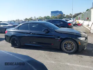 2015 BMW M4 z VIN WBS3U9C51FJ968052, wystawiony jako IAAI lot #42301612 z przebiegiem 80 556 mil mil oraz . Historia ofert i sprzedaży dostępna na DreamBid. Obrazek 12.