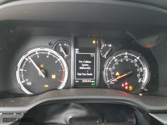 2020 Toyota 4Runner SR5 with VIN JTEBU5JR7L5795512, listed as a Copart auction lot 46930035 with 69,644 mi miles and Salvage Title. Bid and sale history available at carsss.com. Image 9.