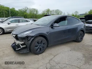 2024 Tesla Model Y Long Range с VIN 7SAYGDEE3RA328991, выставлен на аукционе Copart как лот 56637455 с пробегом Не указан миль и Списание • Salvage title. История ставок и продаж доступна на DreamBid. Изображение 1.