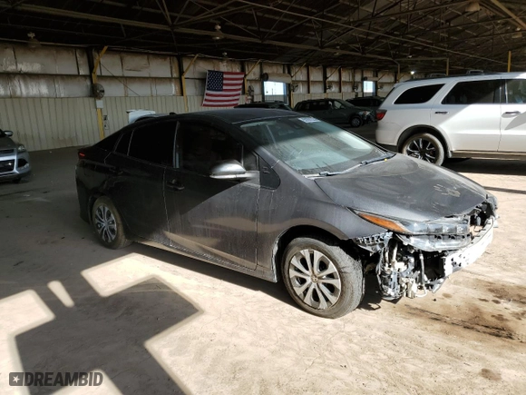 2019 Toyota Prius Prime Plus with VIN JTDKARFP5K3117539, listed as a Copart auction lot 52201235 with 3,206 mi miles and Salvage Title. Bid and sale history available at carsss.com. Image 4.