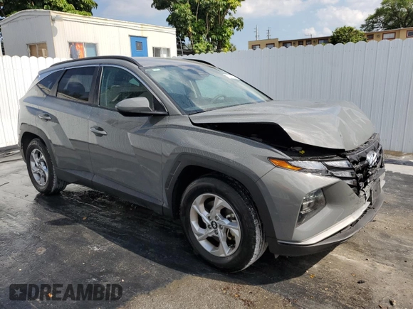 2024 Hyundai Tucson SEL with VIN 5NMJB3DE2RH387556, listed as a Copart auction lot 53581415 with 25,740 mi miles and Non Repairable. Bid and sale history available at carsss.com. Image 4.