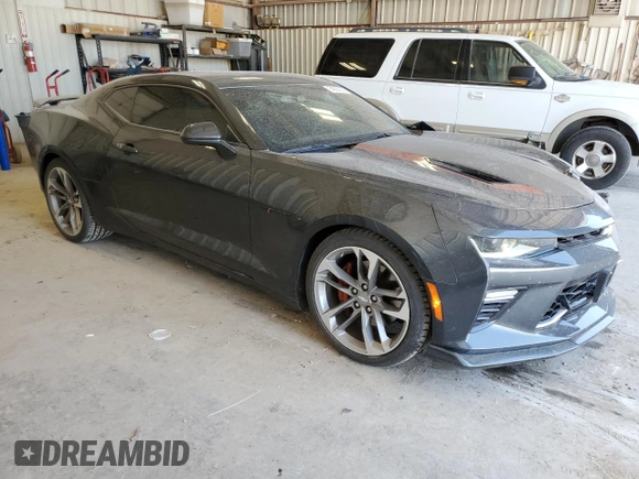 2017 Chevrolet Camaro 2SS z VIN 1G1FH1R70H0141082, wystawiony jako Copart lot #54060265 z przebiegiem 26 504 mil mil oraz Szkoda całkowita • Salvage title. Historia ofert i sprzedaży dostępna na DreamBid. Obrazek 4.