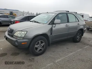 2002 Lexus RX 300 with VIN JTJHF10U020261381, listed as a Copart auction lot 86194964 with 152,403 mi miles and Salvage Title. Bid and sale history available at carsss.com. Image 1.