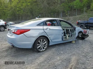 2013 Hyundai Sonata Limited with VIN 5NPEC4ACXDH525587, listed as a Copart auction lot 55355335 with 73,188 mi miles and Salvage Title. Bid and sale history available at DreamBid. Image 3.