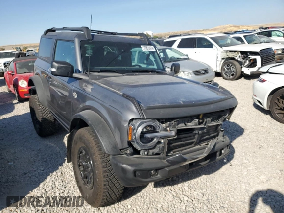 2022 Ford Bronco with VIN 1FMDE5CP7NLB66865, listed as a Copart auction lot 75870934 with 16,676 mi miles and Salvage Title. Bid and sale history available at DreamBid. Image 4.