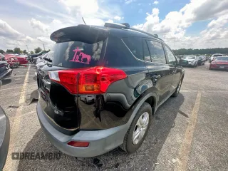 2013 Toyota RAV4 LE with VIN 2T3ZFREV2DW010111, listed as a Copart auction lot 65097295 with 263,515 mi miles and Clean title. Bid and sale history available at DreamBid. Image 4.