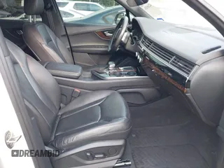 2017 Audi Q7 Premium Plus with VIN WA1LAAF71HD024553, listed as a IAAI auction lot 42165924 with Not provided miles and . Bid and sale history available at DreamBid. Image 5.