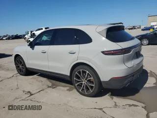 2022 Porsche Cayenne with VIN WP1AA2AY4NDA06108, listed as a Copart auction lot 53921065 with 28,523 mi miles and Salvage title. Bid and sale history available at DreamBid. Image 2.