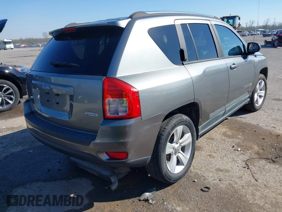 2011 Jeep Compass with VIN 1J4NT1FA6BD290625, listed as a IAAI auction lot 41758224 with 53,254 mi miles. Bid and sale history available at carsss.com. Image 4.