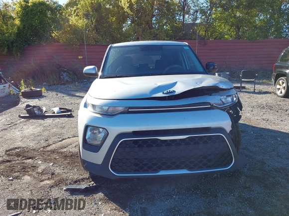 2020 Kia Soul LX with VIN KNDJ23AU3L7728442, listed as a IAAI auction lot 40602922 with 65,034 mi miles. Bid and sale history available at carsss.com. Image 13.