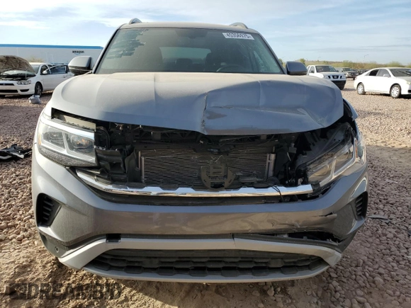 2022 Volkswagen Atlas SE with VIN 1V2JR2CA5NC515557, listed as a Copart auction lot 45356975 with 10,442 mi miles and Clean title. Bid and sale history available at DreamBid. Image 5.