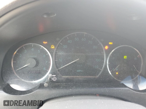 2010 Toyota Sienna XLE with VIN 5TDDK4CC8AS032007, listed as a Copart auction lot 65611495 with 299,904 mi miles and Salvage title. Bid and sale history available at DreamBid. Image 9.
