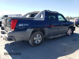 2002 Chevrolet Avalanche z VIN 3GNEC13T92G126209, wystawiony jako Copart lot #49802535 z przebiegiem 235 321 mil mil oraz Szkoda całkowita • Salvage title. Historia ofert i sprzedaży dostępna na DreamBid. Obrazek 3.