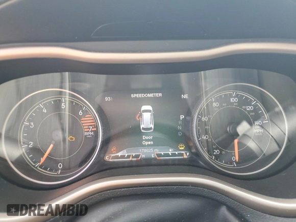 2016 Jeep Cherokee Limited z VIN 1C4PJMDB0GW259741, wystawiony jako Copart lot #62056605 z przebiegiem 178 625 mil mil oraz Szkoda całkowita • Salvage title. Historia ofert i sprzedaży dostępna na DreamBid. Obrazek 9.