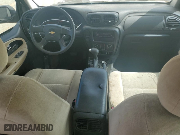 2005 Chevrolet TrailBlazer LS with VIN 1GNDS13S052321814, listed as a Copart auction lot 71639254 with 183,672 mi miles and Salvage Title. Bid and sale history available at DreamBid. Image 8.