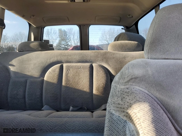 1999 Chevrolet Tahoe with VIN 3GNEK18R4XG120020, listed as a Copart auction lot 89172005 with 197,409 mi miles and Non Repairable. Bid and sale history available at carsss.com. Image 10.