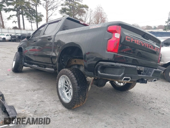 2022 Chevrolet Silverado 1500 Custom Trail Boss with VIN 3GCUDCET3NG657260, listed as a IAAI auction lot 40961987 with 51,631 mi miles and . Bid and sale history available at DreamBid. Image 3.