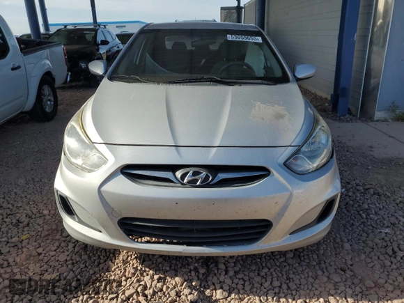 2013 Hyundai Accent GLS with VIN KMHCT4AE9DU521489, listed as a Copart auction lot 53659655 with 180,907 mi miles and Salvage Title. Bid and sale history available at carsss.com. Image 5.