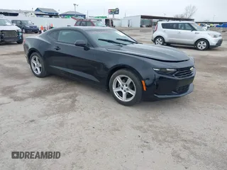 2019 Chevrolet Camaro 1LS with VIN 1G1FB1RX5K0119622, listed as a IAAI auction lot 41722090 with 21,376 mi miles. Bid and sale history available at carsss.com. Image 1.