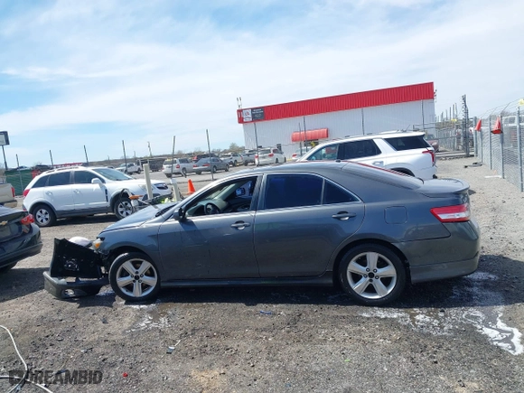 2011 Toyota Camry LE with VIN 4T1BF3EK4BU696243, listed as a IAAI auction lot 41847002 with 1 mi miles. Bid and sale history available at carsss.com. Image 14.