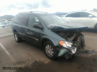 2007 Chrysler Town & Country LWB Touring with VIN 2A4GP54L27R267677, listed as a IAAI auction lot 39392596 with 111,301 mi miles. Bid and sale history available at carsss.com. Image 1.