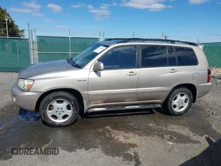 2005 Toyota Highlander z VIN JTEEP21A150093876, wystawiony jako IAAI lot #41808749 z przebiegiem 308 481 mil mil oraz . Historia ofert i sprzedaży dostępna na DreamBid. Obrazek 14.