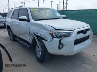 2019 Toyota 4Runner SR5 with VIN JTEZU5JRXK5198643, listed as a IAAI auction lot 42278307 with 117,515 mi miles and . Bid and sale history available at DreamBid. Image 1.