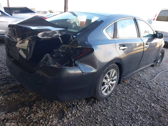 2017 Nissan Altima 2.5 S with VIN 1N4AL3AP9HN343113, listed as a IAAI auction lot 41056149 with 122,771 mi miles. Bid and sale history available at carsss.com. Image 4.