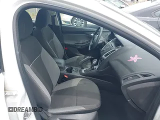 2013 Ford Focus SE with VIN 1FADP3F24DL380185, listed as a IAAI auction lot 42312998 with Not provided miles and . Bid and sale history available at DreamBid. Image 5.