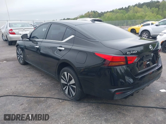 2019 Nissan Altima SV z VIN 1N4BL4DV2KC107748, wystawiony jako IAAI lot #41912040 z przebiegiem 157 226 mil mil oraz . Historia ofert i sprzedaży dostępna na DreamBid. Obrazek 3.