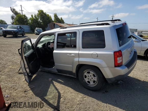 2014 Jeep Patriot Sport с VIN 1C4NJPBA9ED545082, выставлен на аукционе Copart как лот 56802345 с пробегом Не указан миль и Списание • Salvage title. История ставок и продаж доступна на DreamBid. Изображение 2.