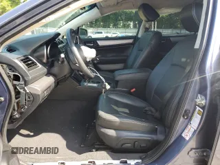 2018 Subaru Outback Premium z VIN 4S4BSACC5J3298992, wystawiony jako Copart lot #55226865 z przebiegiem 37 277 mil mil oraz Szkoda całkowita • Salvage title. Historia ofert i sprzedaży dostępna na DreamBid. Obrazek 7.