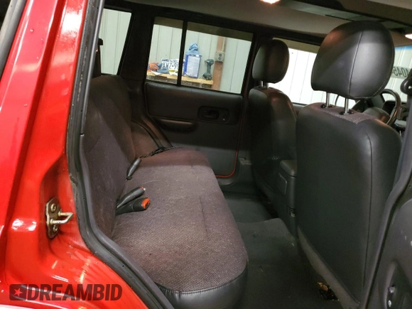 2001 Jeep Cherokee Sport with VIN 1J4FF58S01L519670, listed as a Copart auction lot 84340454 with 132,584 mi miles and Clean title. Bid and sale history available at DreamBid. Image 10.