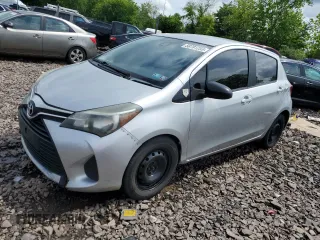 2017 Toyota Yaris L z VIN VNKKTUD30HA081395, wystawiony jako Copart lot #58781255 z przebiegiem 106 346 mil mil oraz Czysty tytuł • Clean title. Historia ofert i sprzedaży dostępna na DreamBid. Obrazek 1.