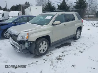 2013 GMC Terrain SLT with VIN 2GKFLUE38D6282076, listed as a IAAI auction lot 41563809 with 104,952 mi miles and . Bid and sale history available at carsss.com. Image 2.