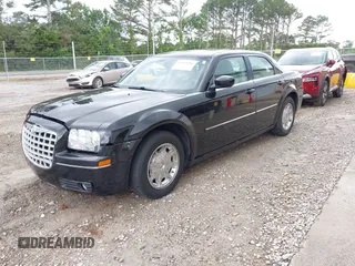 2006 Chrysler 300 Touring z VIN 2C3KA53G06H114908, wystawiony jako IAAI lot #42264556 z przebiegiem 102 320 mil mil oraz . Historia ofert i sprzedaży dostępna na DreamBid. Obrazek 2.