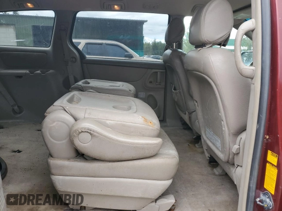 2005 Toyota Sienna CE z VIN 5TDZA23C15S320163, wystawiony jako Copart lot #57182215 z przebiegiem 205 439 mil mil oraz Czysty tytuł • Clean title. Historia ofert i sprzedaży dostępna na DreamBid. Obrazek 11.