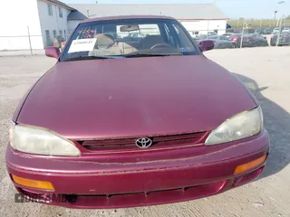 1996 Toyota Camry DX z VIN 4T1BG12K3TU662835, wystawiony jako IAAI lot #42060645 z przebiegiem 195 600 mil mil oraz . Historia ofert i sprzedaży dostępna na DreamBid. Obrazek 6.